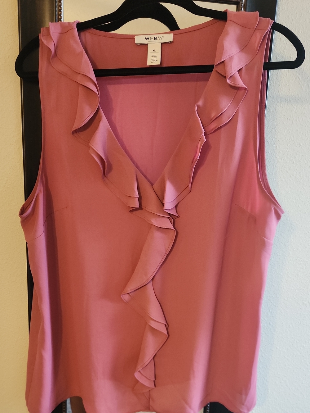 White House Black Market Sleeveless Ruffle V-Neck Blouse - Dusty Rose